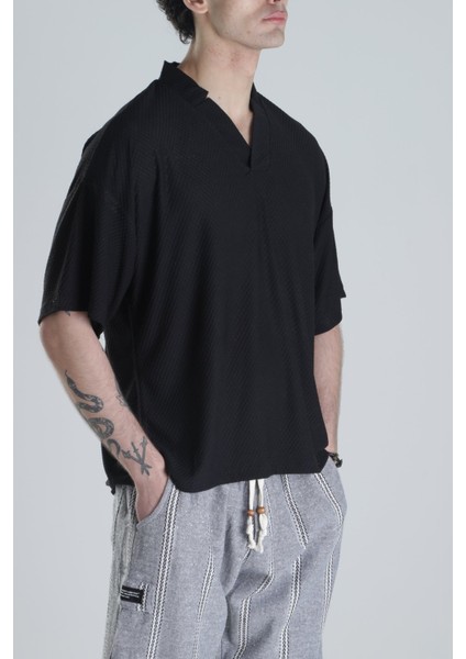 Italyan Kesim Siyah T-Shirt fırsatları