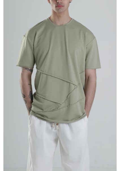 Yeşil Halat Detaylı Tasarım T-Shirt