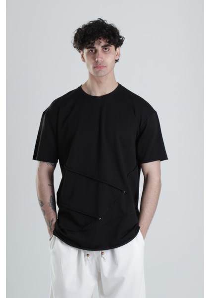 Siyah Halat Detaylı Tasarım T-Shirt fiyatları