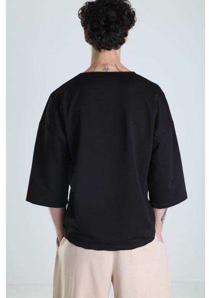 Cep Detaylı Fakir Kol Siyah T-Shirt