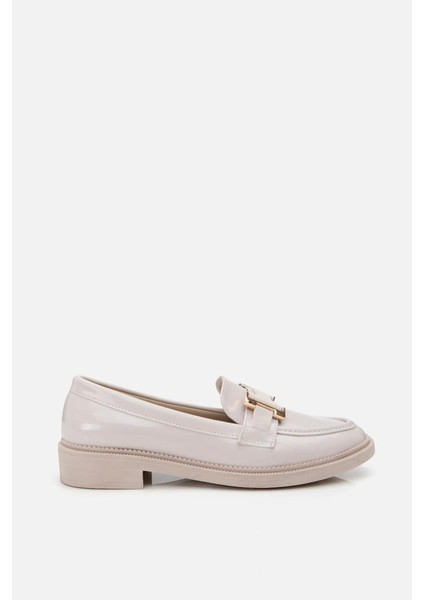 Kadın Rugan Bej Tokalı Klasik Loafer fiyatları