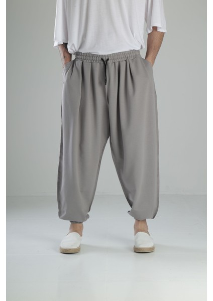 Gri Dikiş Detaylı Pileli Yarım Şalvar