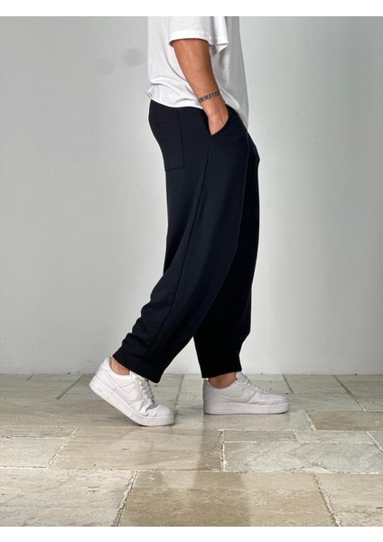 Double Paça Detaylı Siyah Pantolon