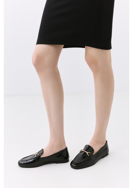 Kadın Deri Siyah Tokalı Loafer fiyatları