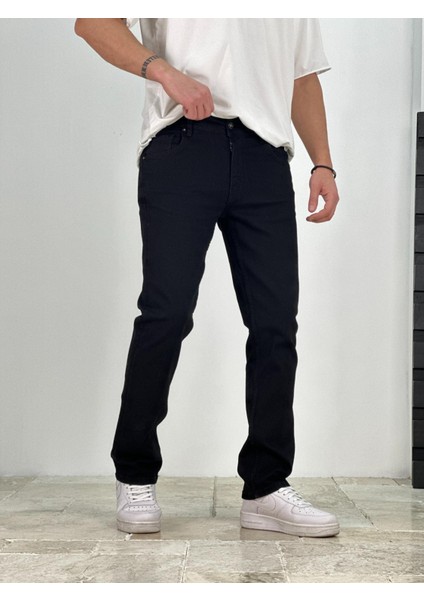 Premium Kalite Regular Kalıp Siyah Likralı Kot Pantolon