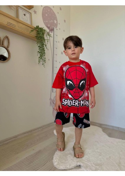 Erkek Çocuk Örümcek Adam Baskılı Şortlu Takım