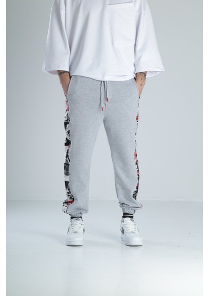 Çizgi Roman Detaylı Gri Jogger Pantolon