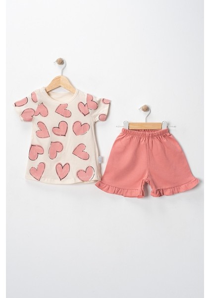 Kız Bebek Kalp Desenli Fırfır Detaylı Şort Takımı