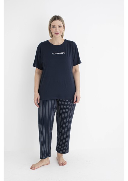 Estiva 25151 Kadın Battal Beden Çizgilii Kısa Kol Pijama Takımı