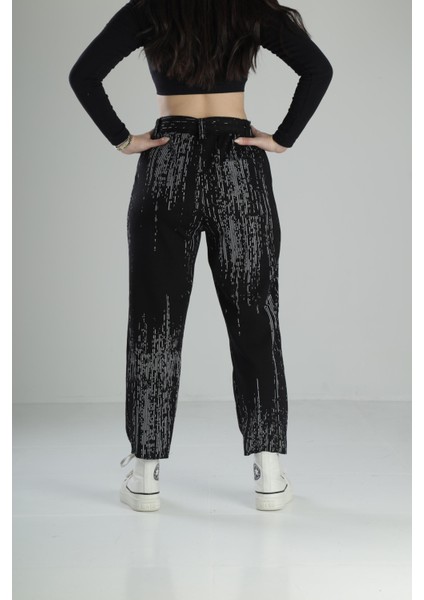 Matrix Desenli Kemerli Baggy Pantolon