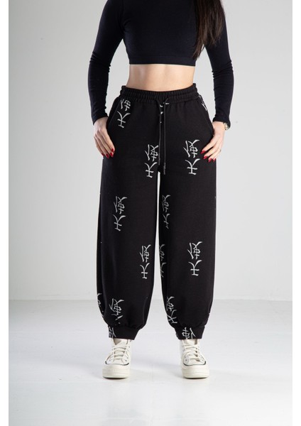 Chinese Desenli Siyah Pantolon modelleri