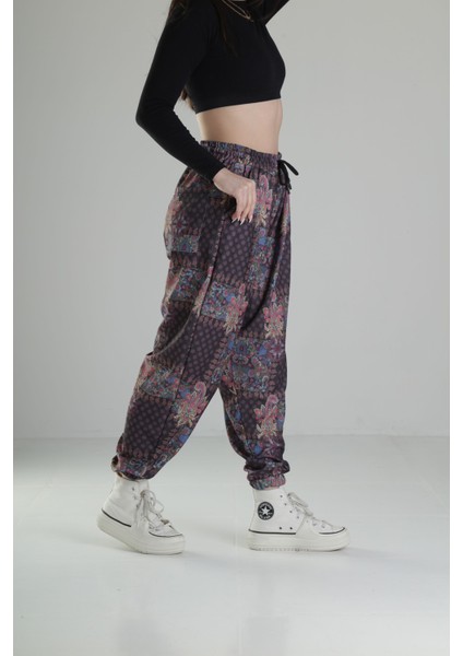 Çiçek Desenli Jogger Pantolon fiyatları