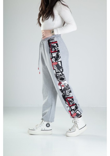 Çizgi Roman Desenli Gri Jogger