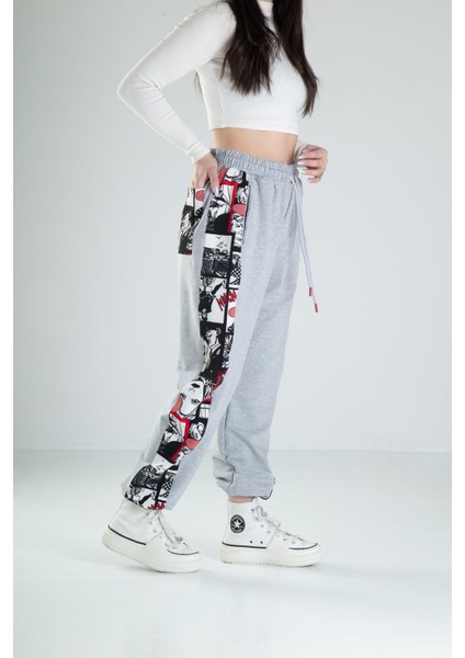 Çizgi Roman Desenli Gri Jogger