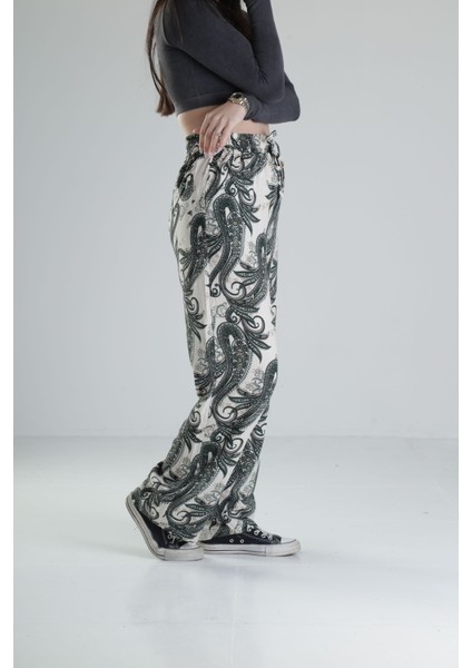 Yeşil Yaprak Desenli Baggy Pantolon fiyatları