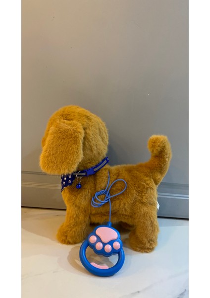 Müzikli Yürüyen Havlayan Yalayan Kuyruk ve Başını Sallayan Ses Kaydı Yapan Kahverengi Peluş Köpek