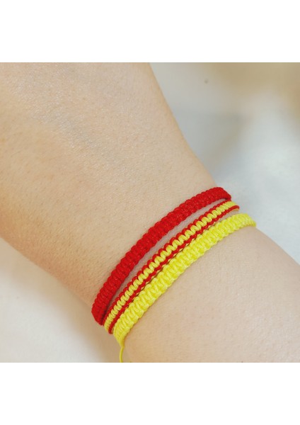 Galatasaray Sarı Kırmızı 3’lü Örgü Makrome Taraftar Bileklik Seti, Galatasaray Renk Taraftar Bilekliği, Makrome Bileklik, Erkek Hediyesi, Maç Aksesuarı, Ip Bileklik, Taraftar Bileklik fiyatları