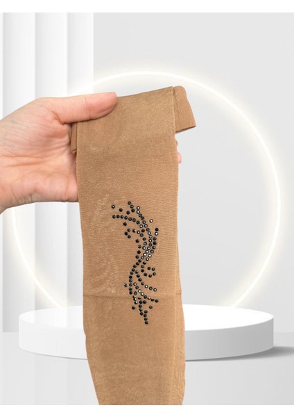 Nina Ten Rengi Bacağı Yanan Pullu 20 Den Taşlı Burnu Şeffaf Pamuk Ağlı Külotlu Çorap indirimleri