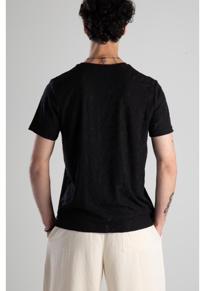 Jakarlı Siyah Örme T-Shirt