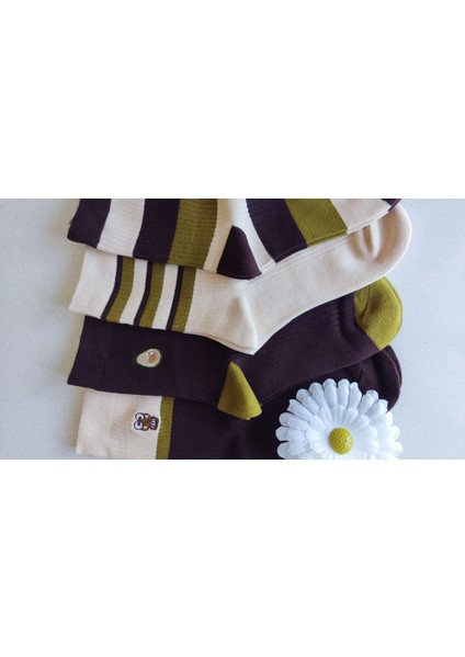 4'lü Kahverengi ve Yeşil Desenli Uzun Çorap