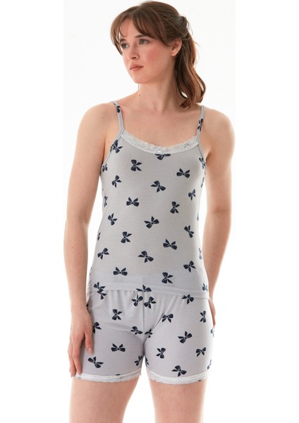 Fiyonk Desenli Dantelli Şortlu Pijama Takımı