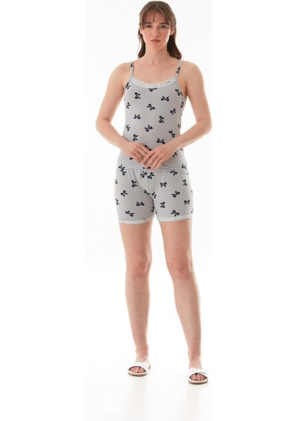 Fiyonk Desenli Dantelli Şortlu Pijama Takımı