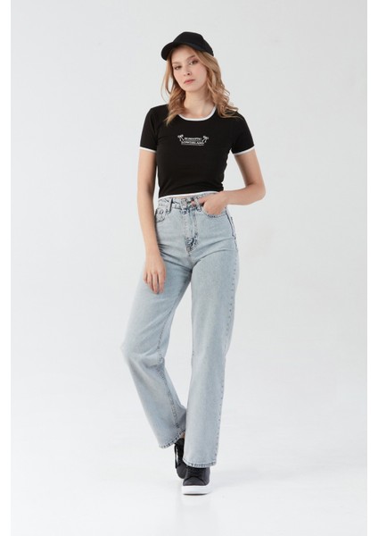 Romantic Longisland Nakışlı Crop Tişört fiyatları