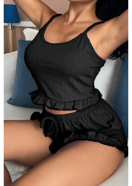 Siyah Mini Arkası Çapraz Ipli Şortlu Pijamatakımı modelleri