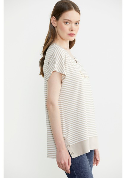 Çizgili V Yaka Payetli Tişört - Kahve modelleri