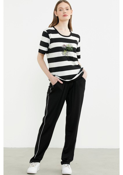 Rahat Kalıp Çizgili Pantolon Takım - Siyah fiyatları