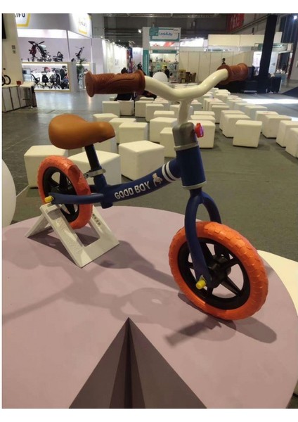Ayak Pedalı Olmayan Çocuk Denge Arabası Iki Tekerlekli Kendinden Tahrikli Bisiklet 3-5 Yaş Bebek Paten Yürüteç (Yurt Dışından)