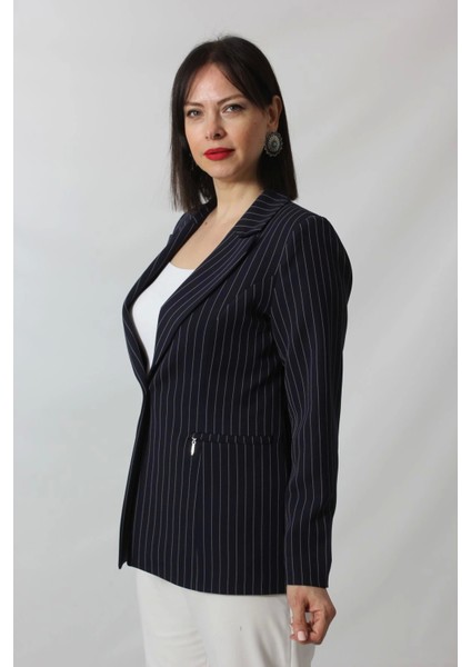 1906 Lacivert Çizgili Fermuarlı Cep Aksesuarlı Kadın Büyük Beden Blazer Ceket