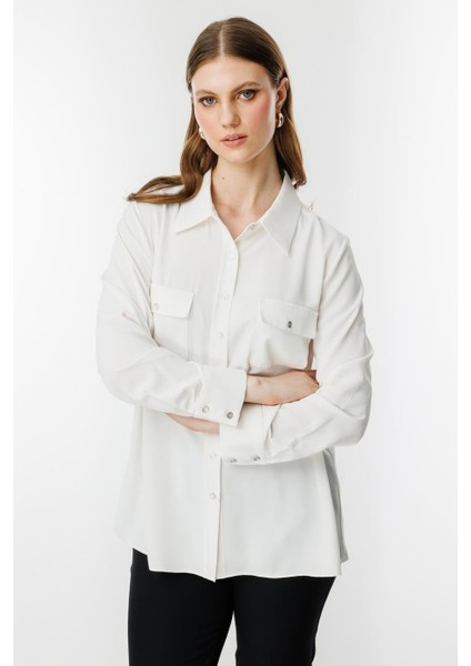 Kapak Cepli Düğmeli Ekru Kadın Gömlek 3526-2Y5 modelleri