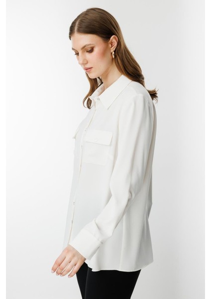 Kapak Cepli Düğmeli Ekru Kadın Gömlek 3526-2Y5 fırsatları