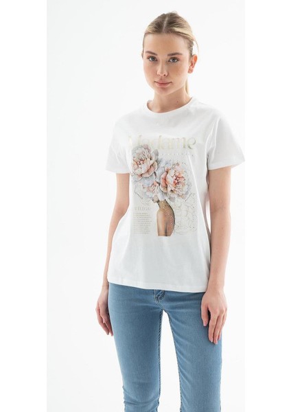Çiçek Baskılı Beyaz Kadın T-Shirt 0085-2Y5 fırsatları