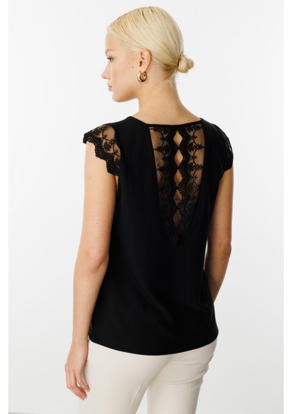 Dantel Detaylı Kolsuz Siyah Kadın Bluz 3058-2Y5 fırsatları