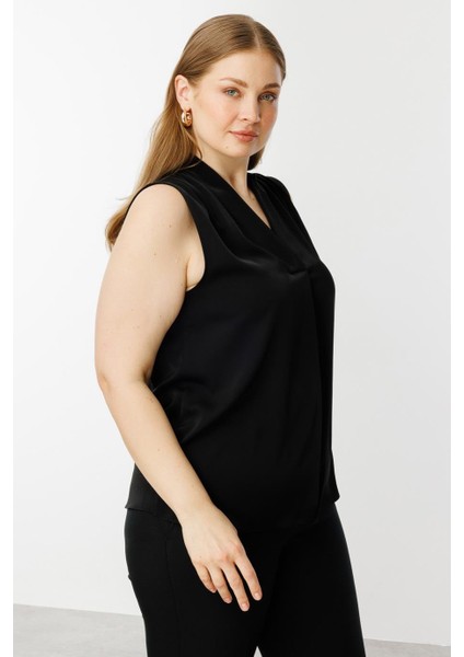 V Yaka Saten Siyah Kadın Bluz 3562-2Y5 modelleri