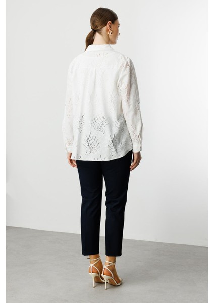 Önü Düğmeli Ekru Kadın Dantelli Bluz 3512-2Y5 fırsatları