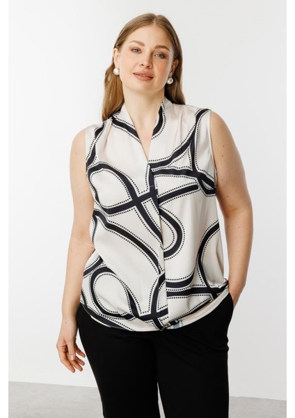 Desenli V Yaka Siyah Kadın Bluz 3564-2Y5