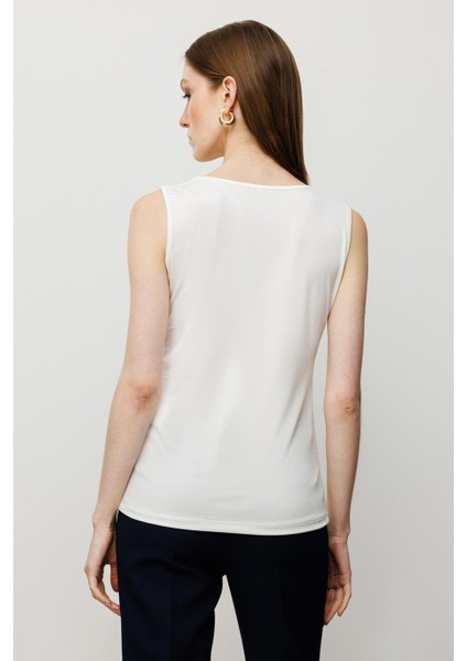 Dilim Yaka Basic Ekru Kadın Bluz 51315-2Y5 fırsatları