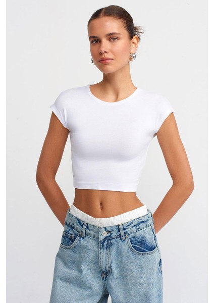 Kısa Kollu Beyaz Kadın Crop 30528-2Y5