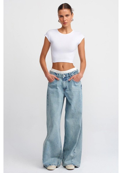 Kısa Kollu Beyaz Kadın Crop 30528-2Y5 fiyatları