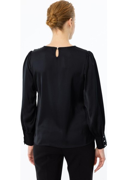 Omzu Incili Saten Siyah Kadın Bluz 2061-2K5 indirimleri