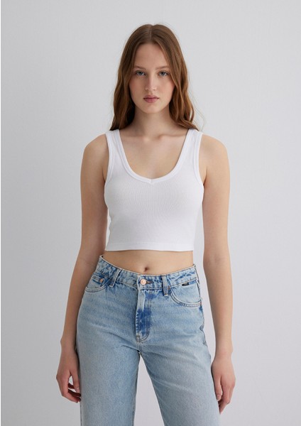 V Yaka Beyaz Basic Crop Atlet 1612375-620