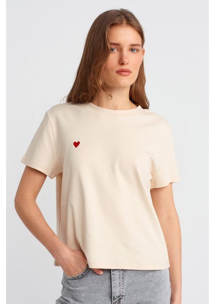 Kalp Baskılı Kısa Kollu Taş Kadın T-Shirt 30584-2Y5