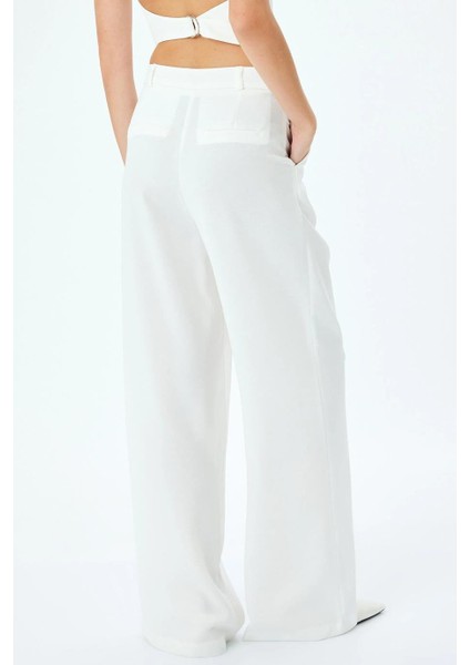 Koton Cepli Kırık Beyaz Kadın Pantolon 5SAK40088UW-2Y5 fırsatları