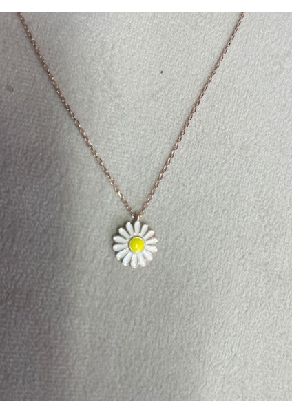 Papatya Motif Gümüş Kolye