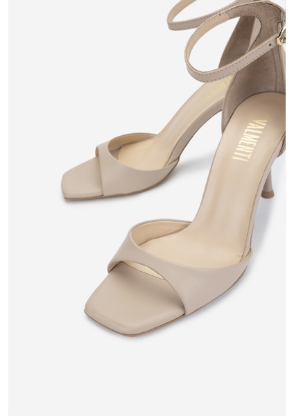 Kadın Bej Topuklu Ayakkabı 1078 25670 Bn Ayk Y25 Nude Dr modelleri