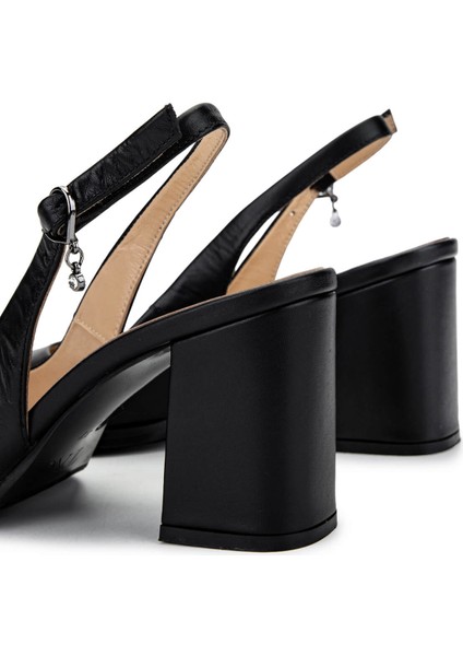 Kadın Hakiki Deri Siyah Deri Topuklu Ayakkabı 492 55803 Bn Ayk Y25 Sıyah Dr indirimleri