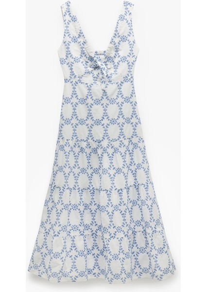 Pamuklu Arkası Pencere Detaylı V Yaka Uzun Çiçekli Fistolu Brodeli Elbise fırsatları